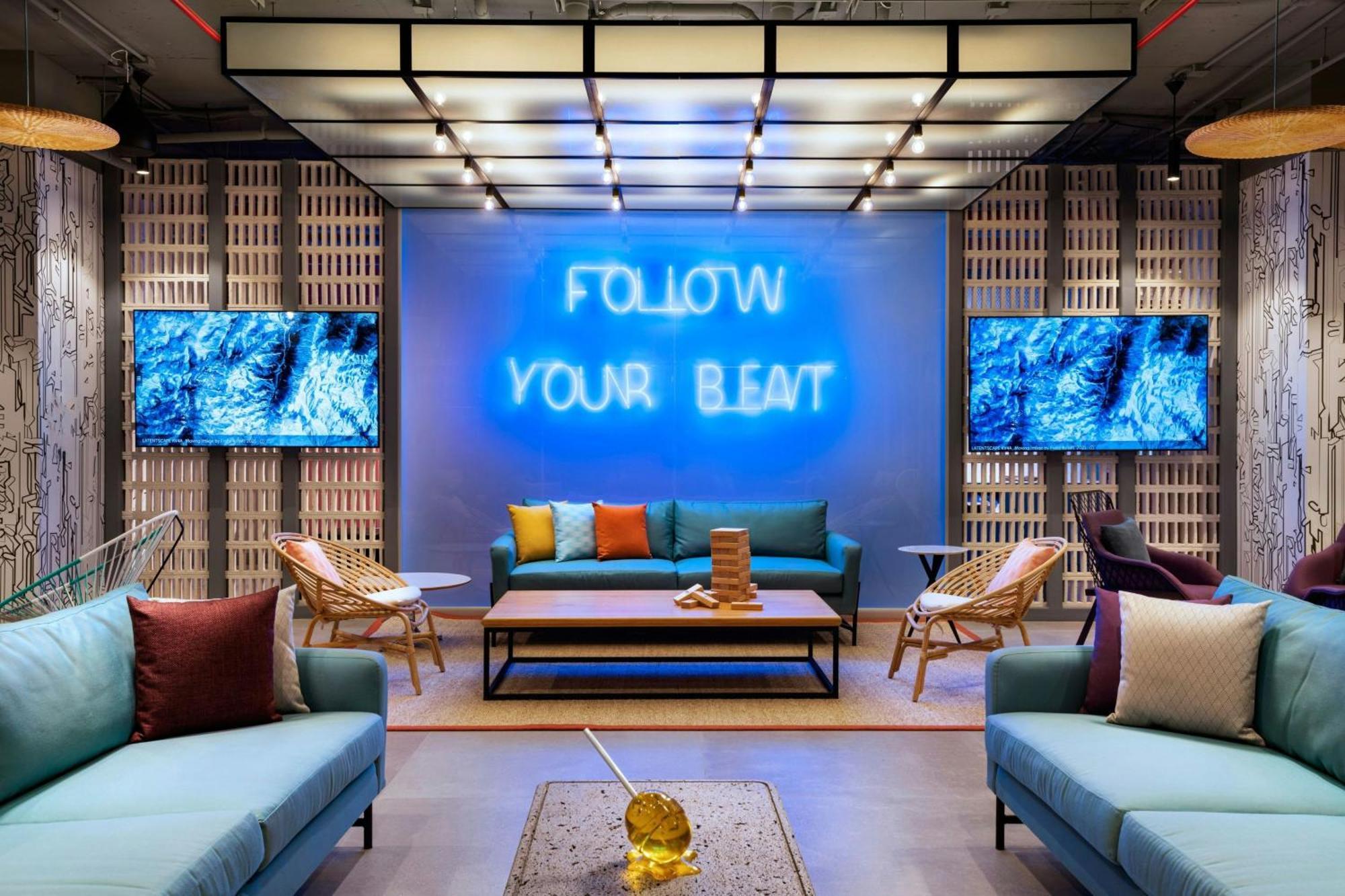 Aloft Playa Del Carmen Hotell Exteriör bild The lobby of the hotel